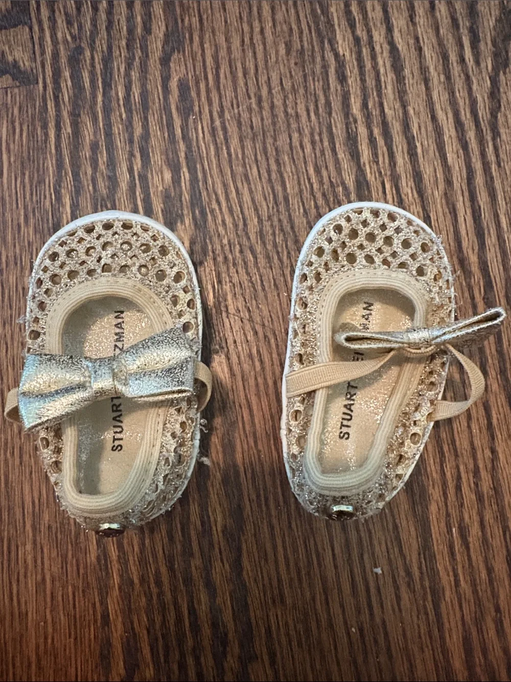 Stuart Weitzman Toddler Gold Glitter Bow Slip-On Flats